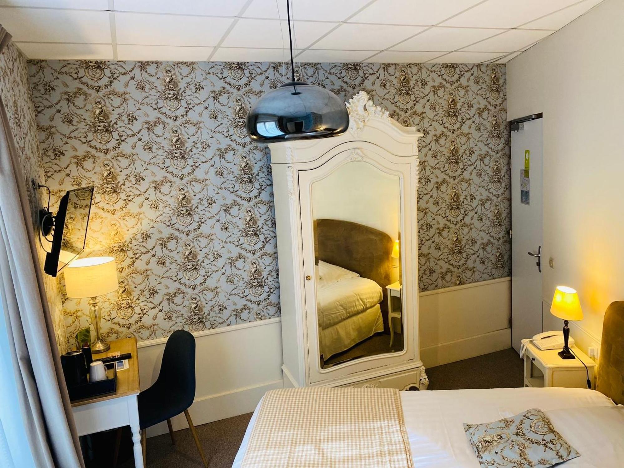 Brit Hotel & Spa Le Roc Au Chien Bagnoles de l'Orne Normandie Eksteriør bilde